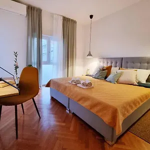  Apartment Chi Chi Kroatien