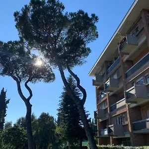 https://residence-con-piscina-aurelia-antica.it-romehotels.com